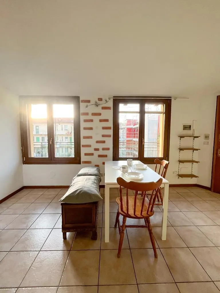 Rose Apartment Milan